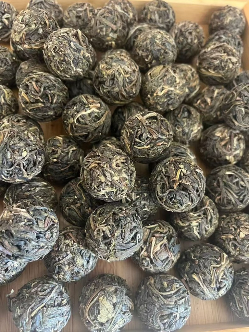 普洱生茶龙珠价格实惠，全国发货厂家直销