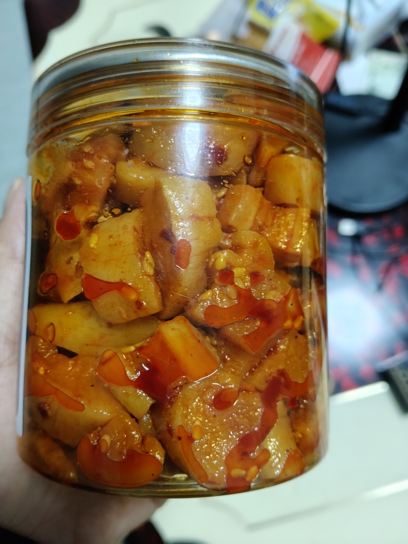 瓶装红油麻辣萝卜干（酱香干）