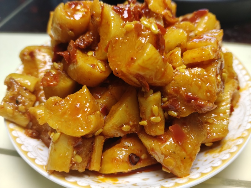 瓶装红油麻辣萝卜干（酱香干）