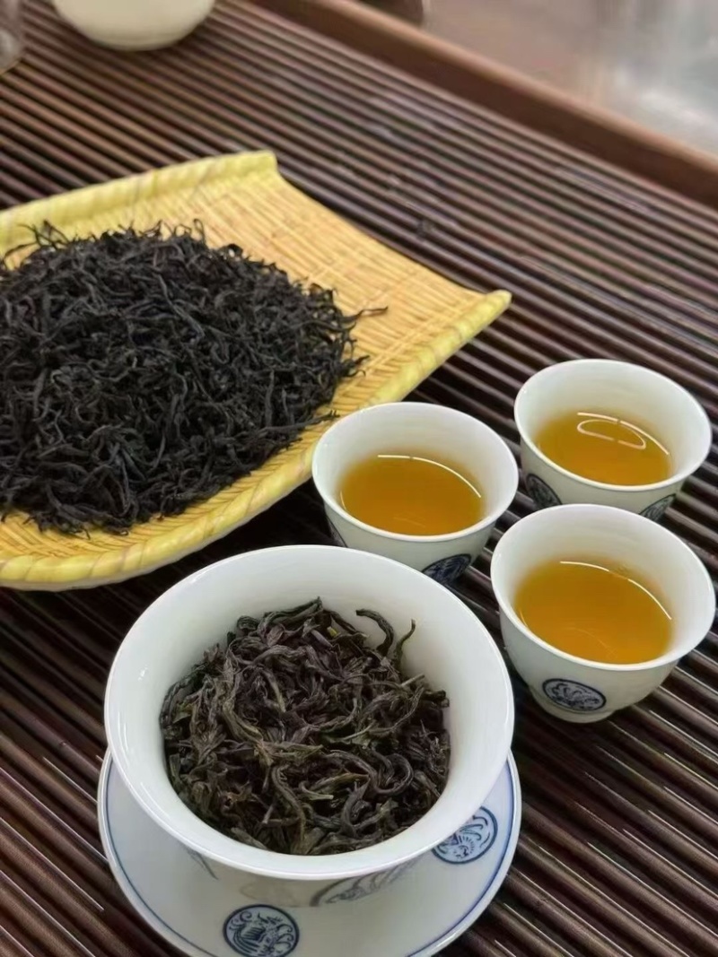 凤凰单丛茶鸭屎香蜜兰香大乌叶