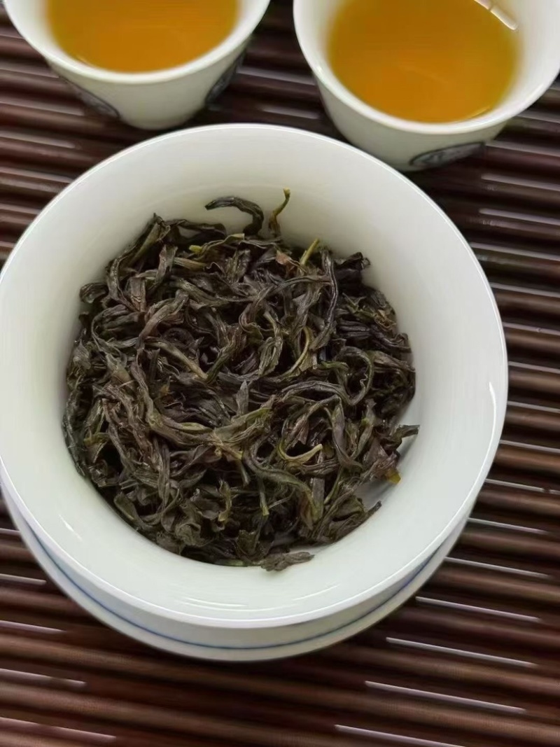 凤凰单丛茶鸭屎香蜜兰香大乌叶
