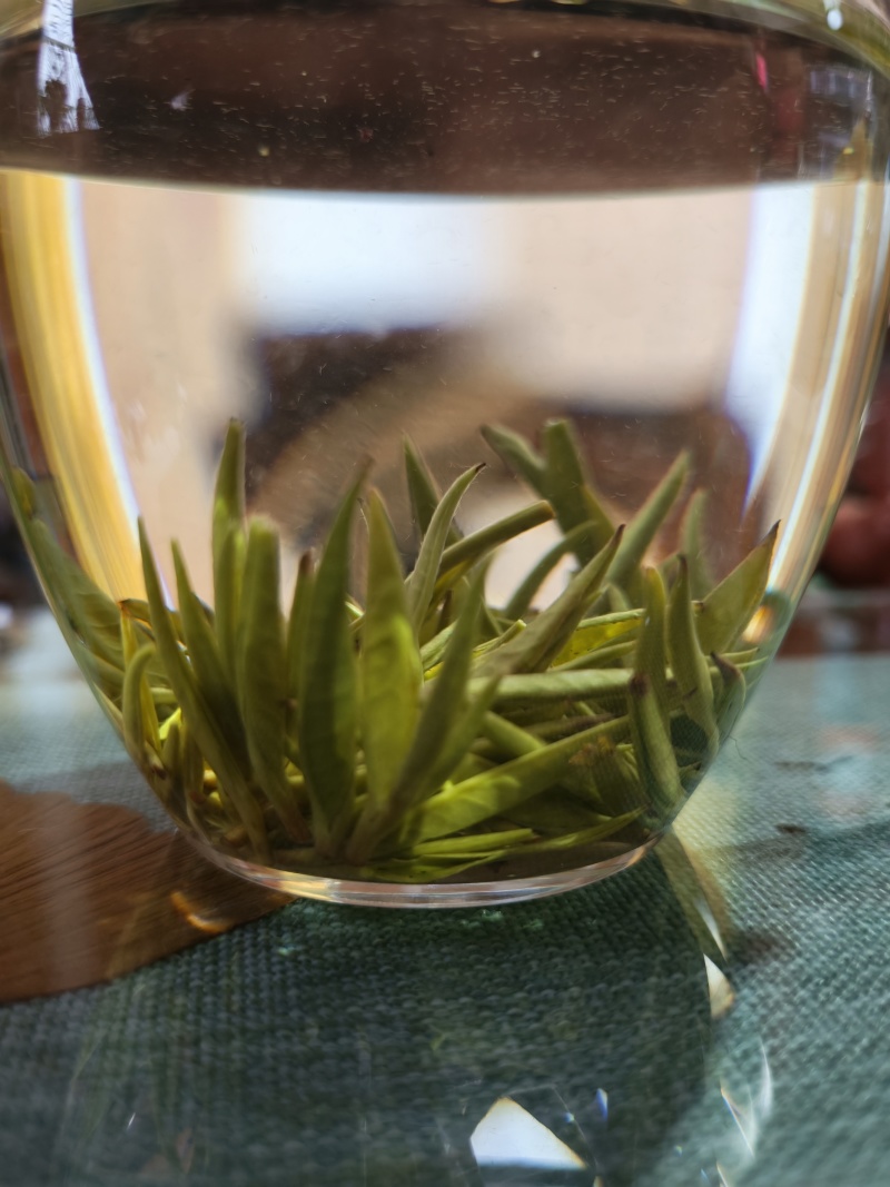 湘西高山云雾绿茶，红茶，电话和微***********