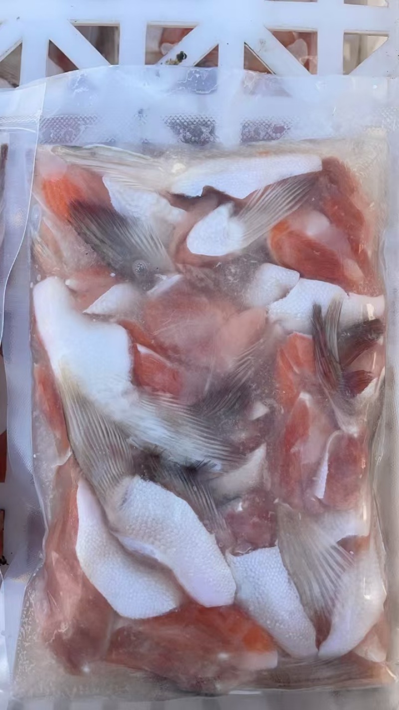 三文鱼鳍，三文鱼划水新鲜冷冻，烧烤，油炸，大量供应
