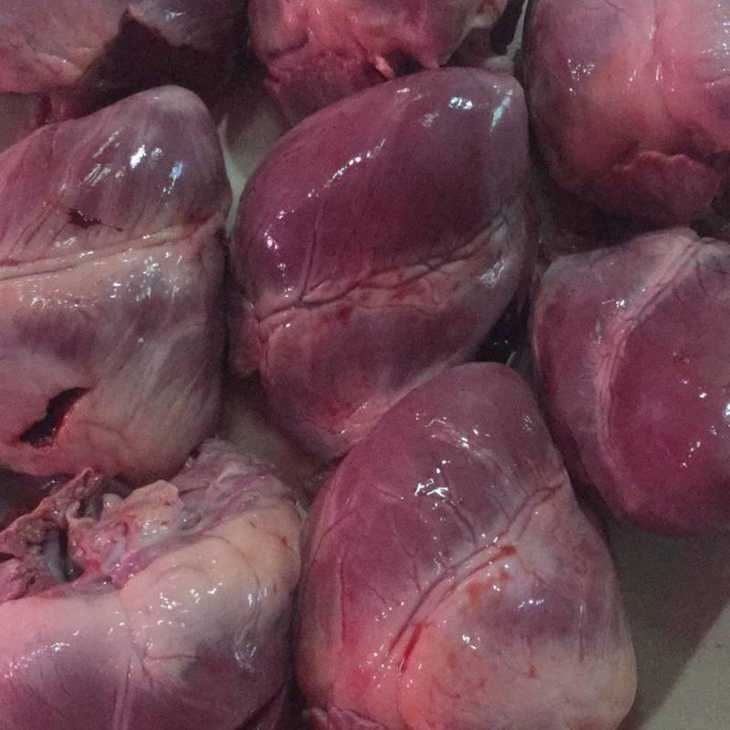 一级猪心一箱20斤。一手货源一箱起批新货新鲜日期