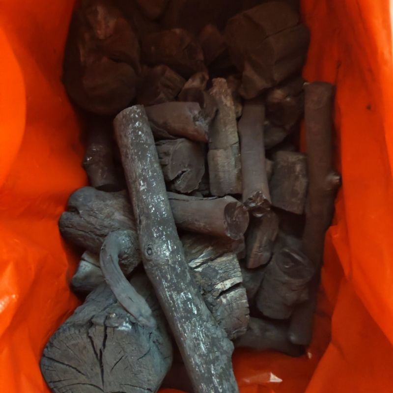 烧烤炭，木制烧烤炭，
