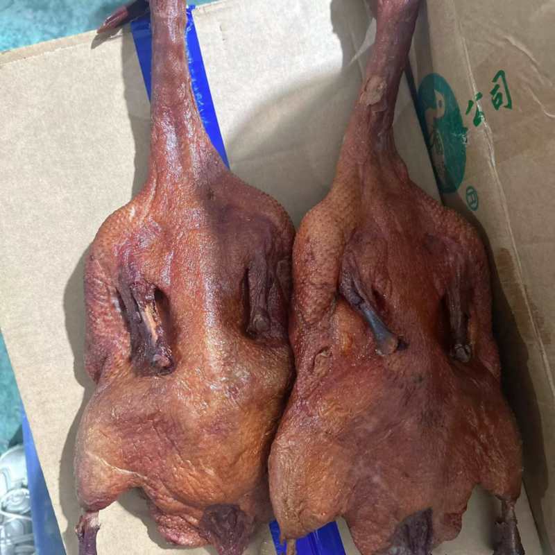 全熟酱香板鸭可地摊商超餐饮可视频看货现货供应