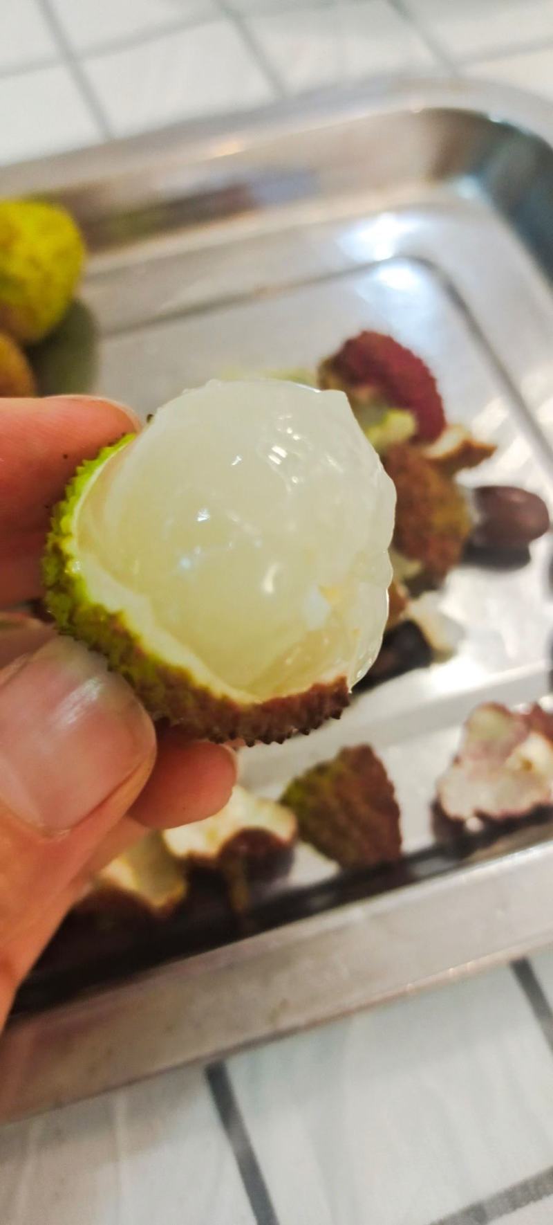 中国*晚熟桂味荔枝一手货源皮薄肉厚爆汁，现采现需要打电话