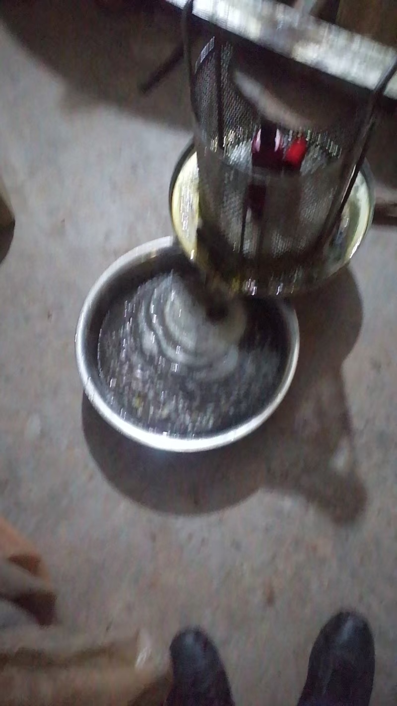想卖农村土蜂蜜