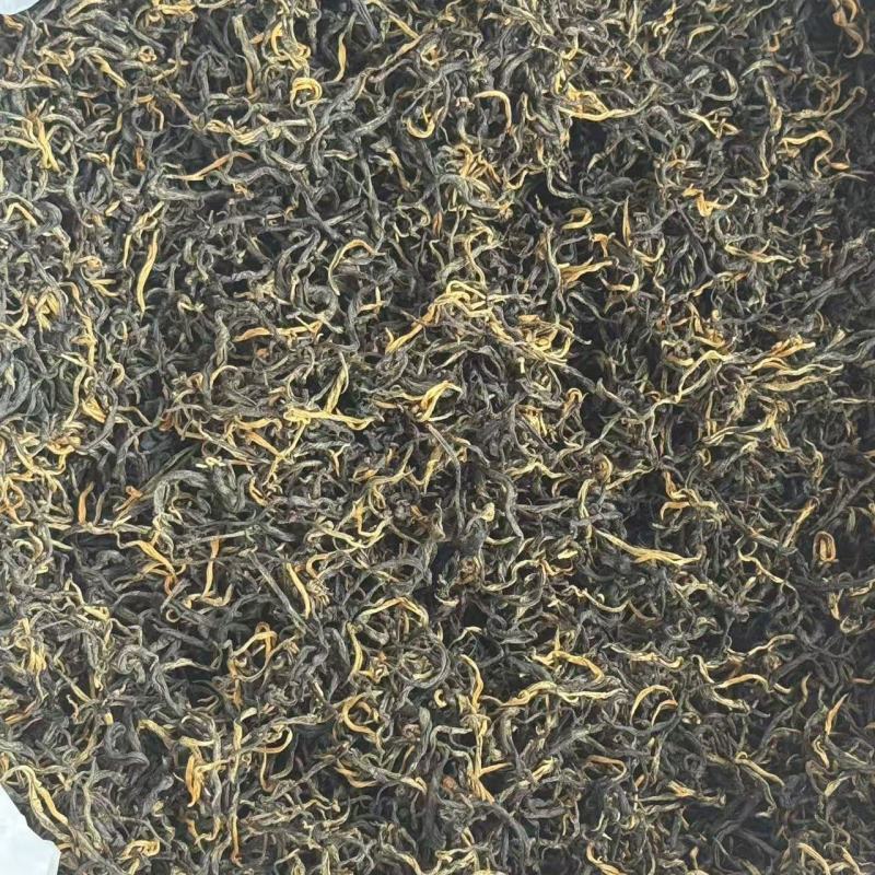 英红九号红茶2春茶，都是牛粪加花生枯种的有机茶
