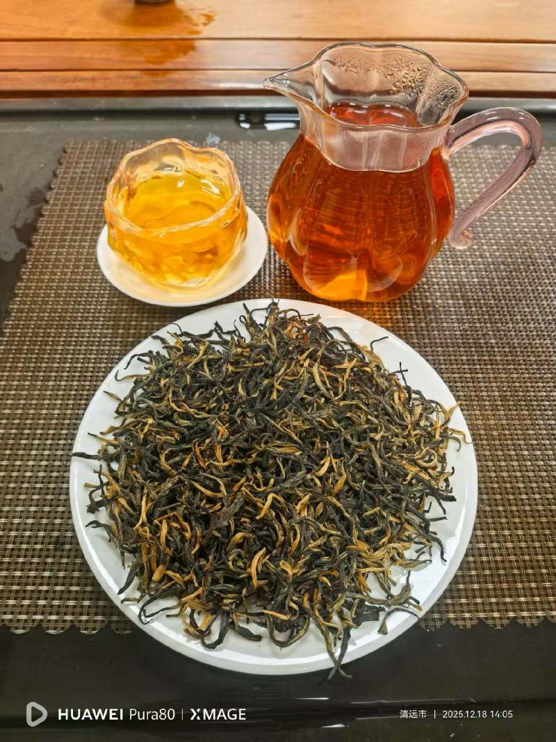 英红九号红茶2春茶，都是牛粪加花生枯种的有机茶