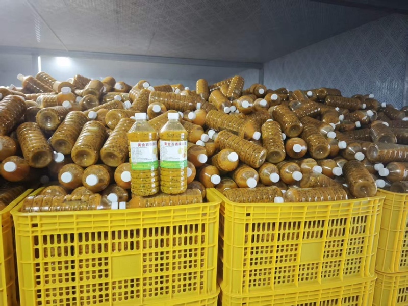 黄金百香果原浆瓶装每瓶一公斤18.8元/瓶包邮加工厂茶