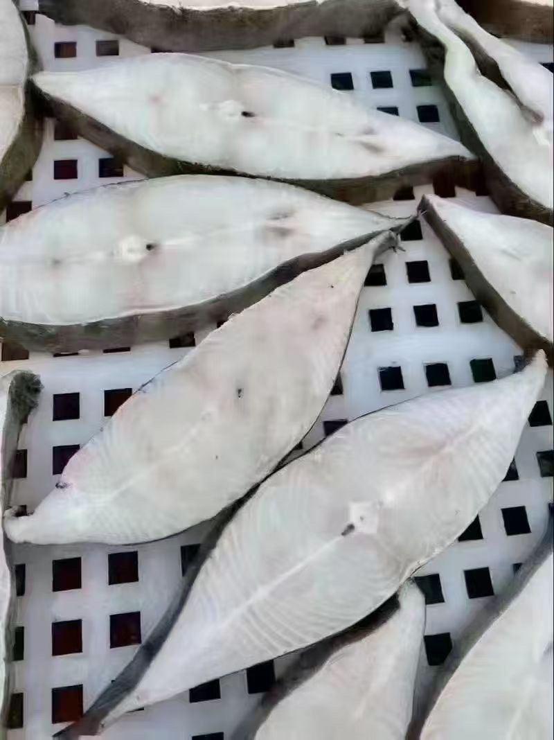 深海鳕鱼片红烧清蒸干煎酒店供应鳕鱼排