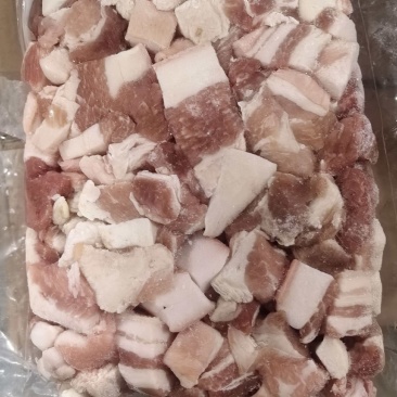 原切五花肉块