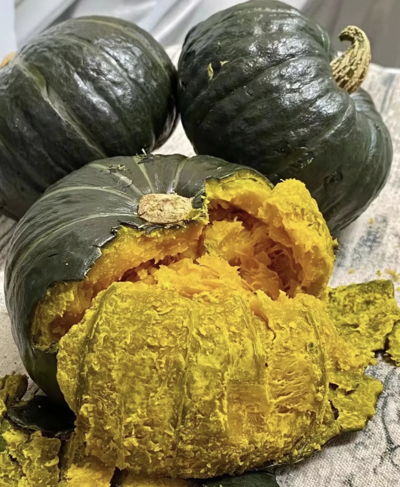 贝贝南瓜大量供应品质优基地直供可视频看货欢迎咨询