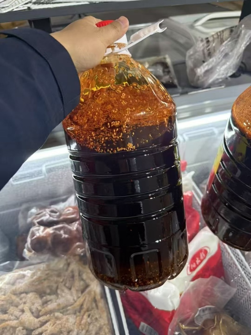 油辣子油可地摊商超餐饮可视频看货现货供应
