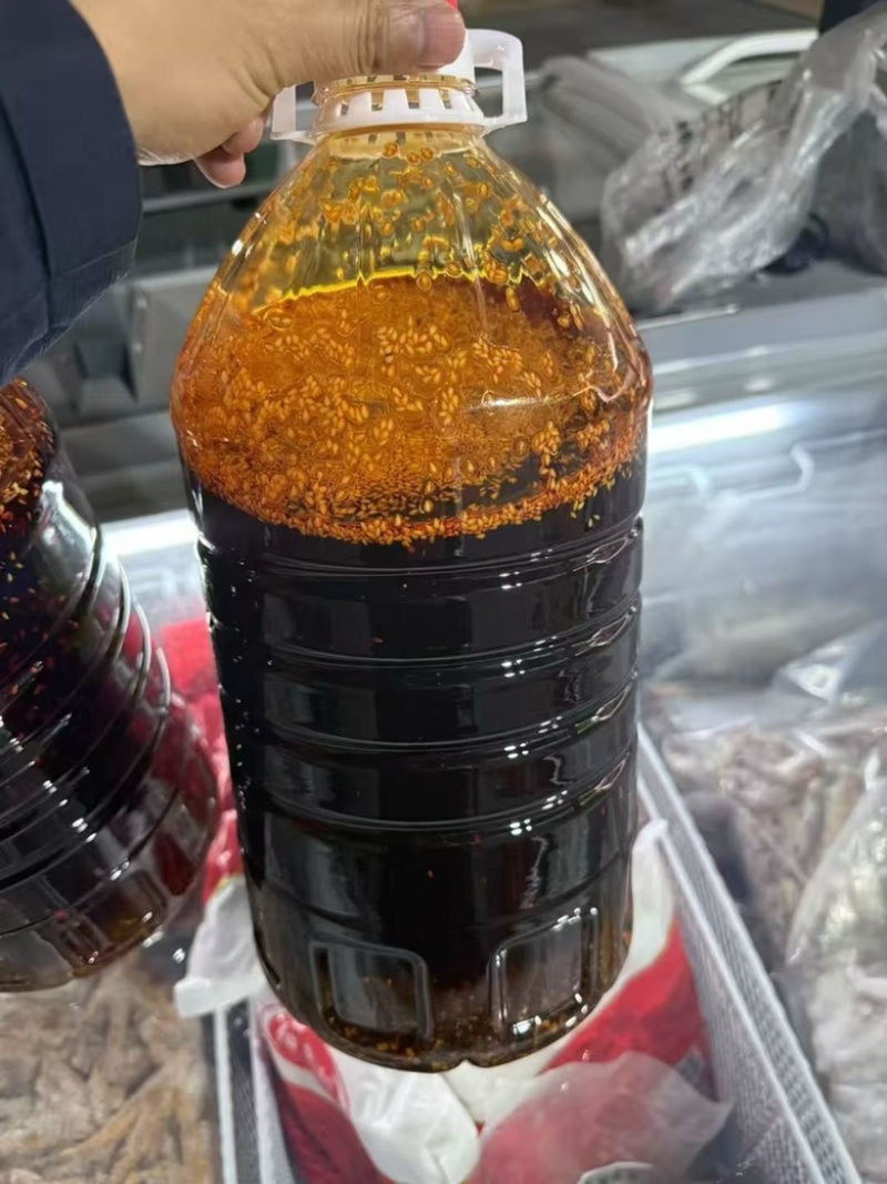 油辣子油可地摊商超餐饮可视频看货现货供应