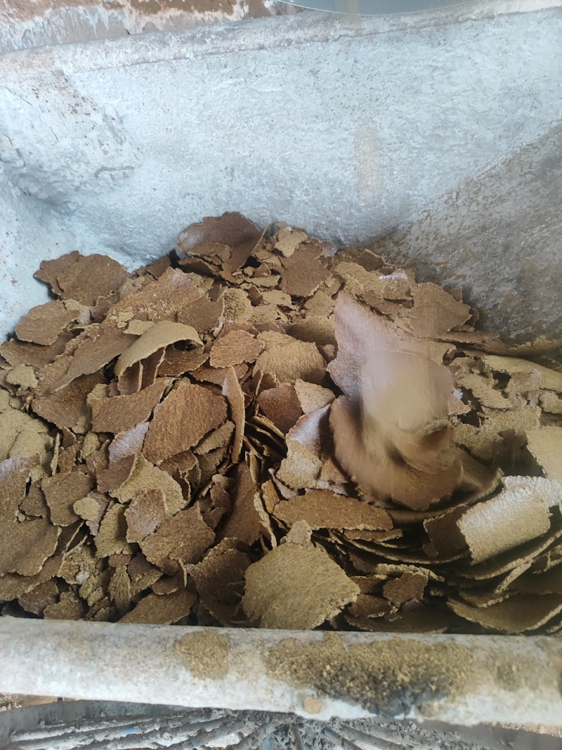 经营各种黑油菜籽，油枯，油饼纯黑菜籽油等