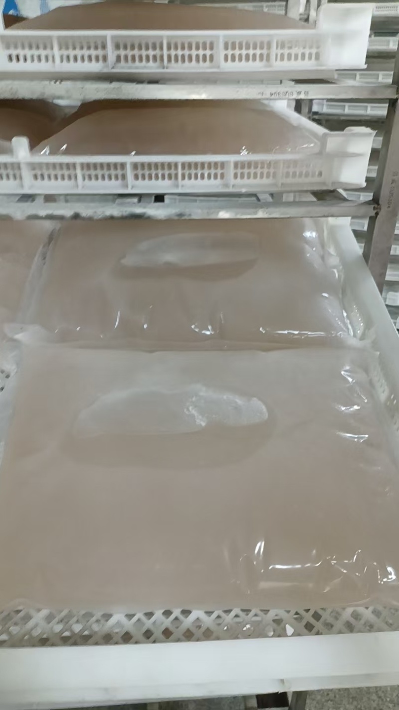 香椰水单倍椰子水，现开现取，新鲜保真。