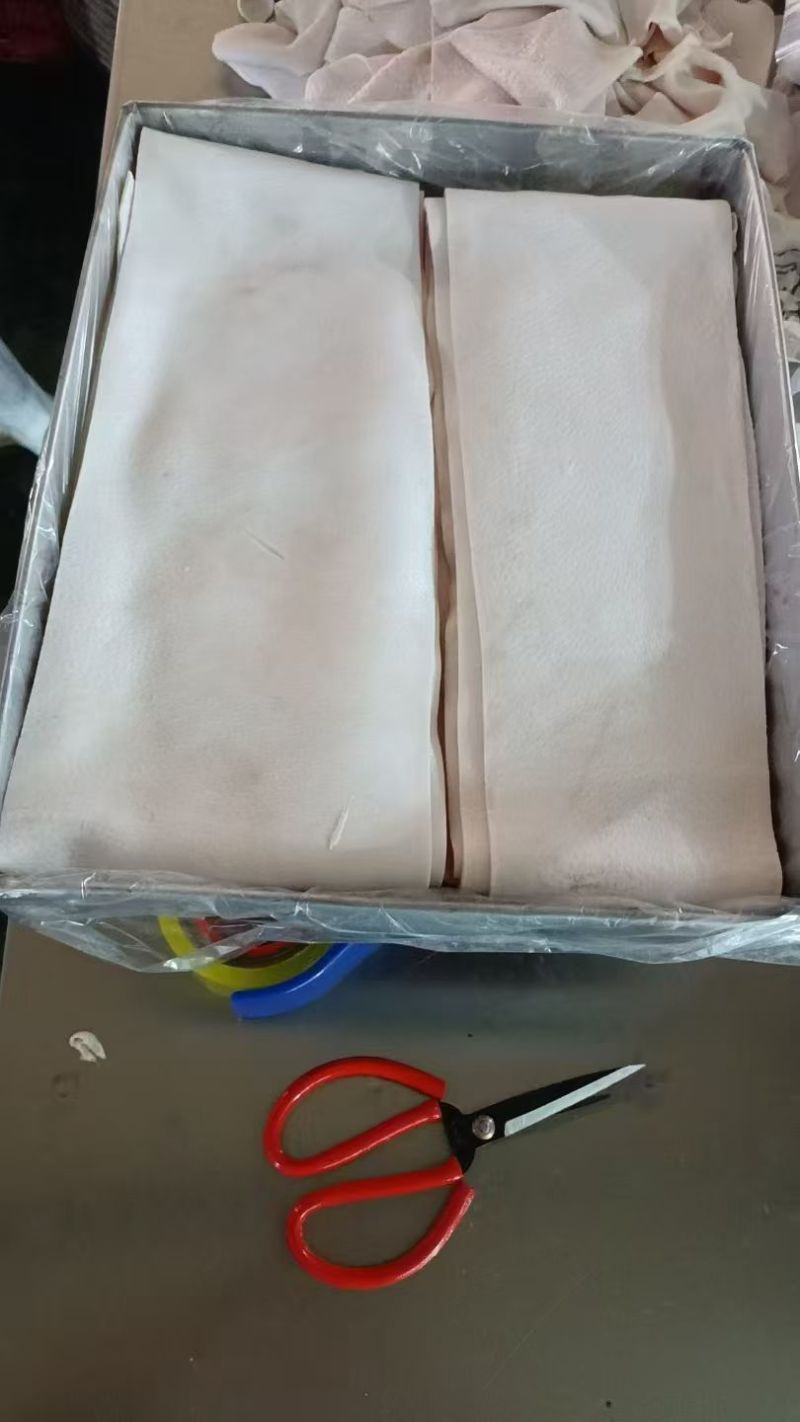 猪脊皮，猪皮，脊皮，精修去油去毛无章