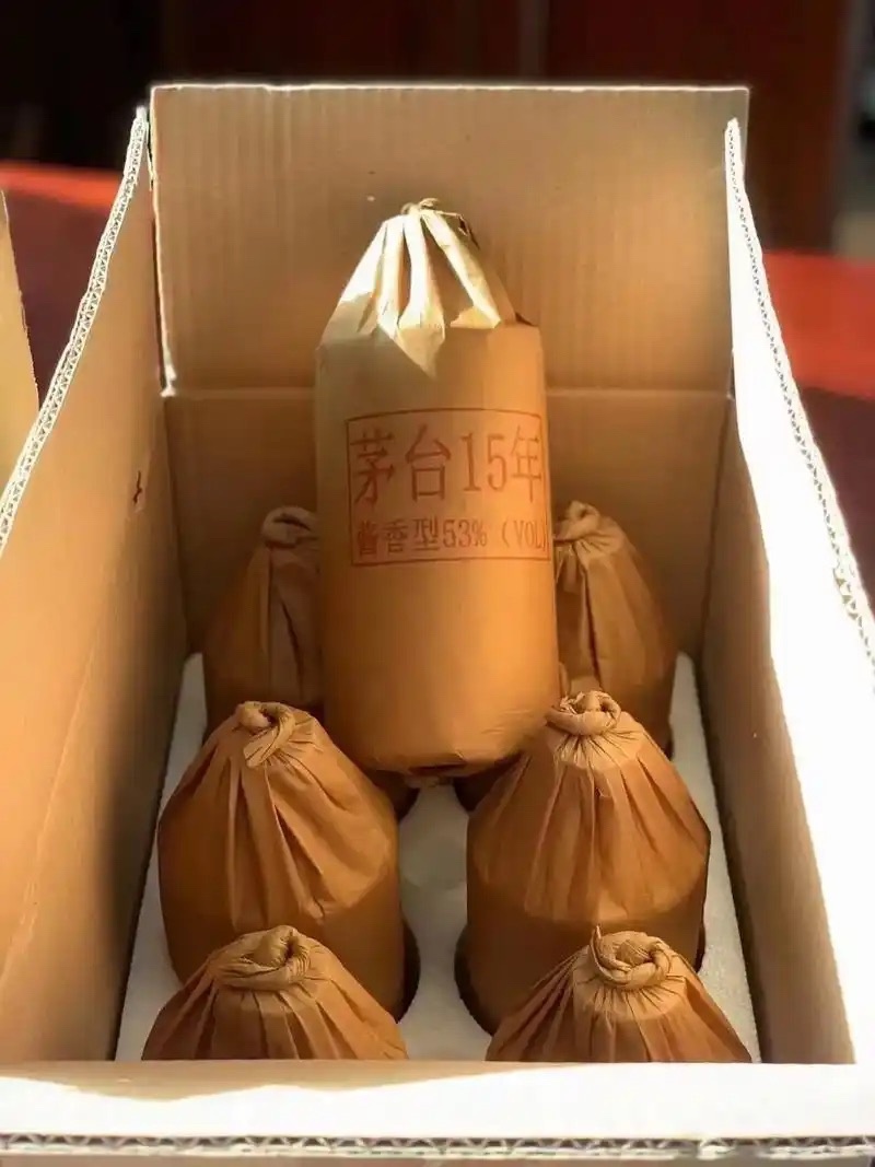 茅台镇酱香型白酒53度500ml/6瓶装