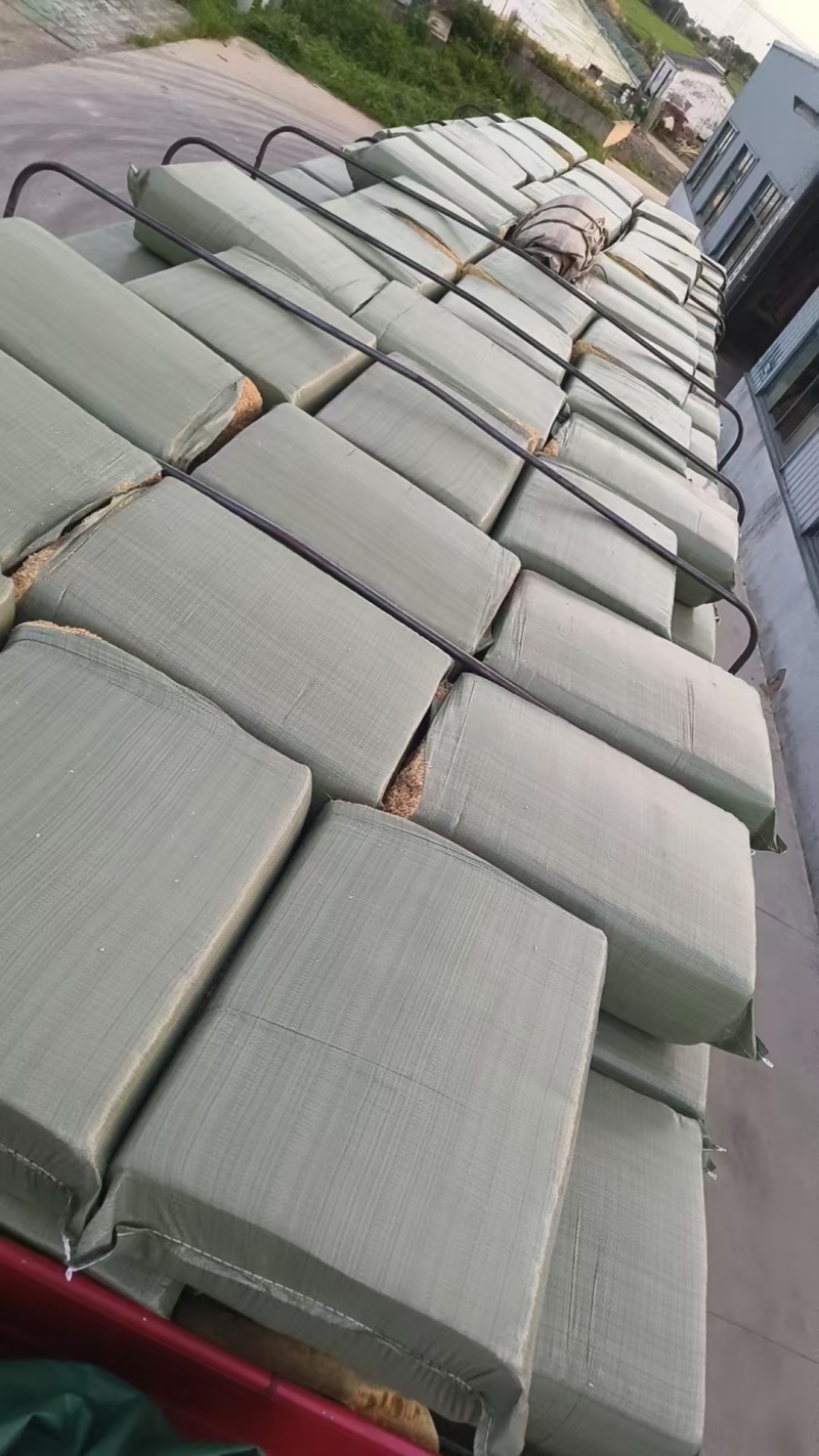 压缩稻壳，打包稻壳均月供500吨，大量需要的老板欢迎咨询