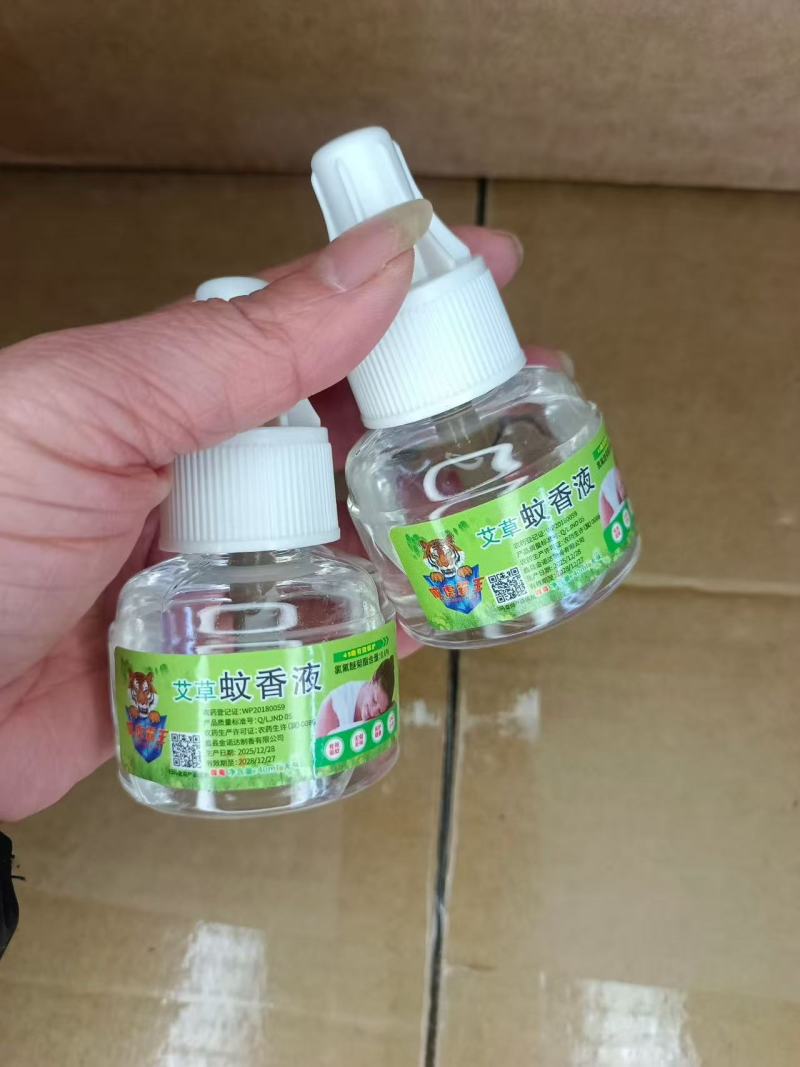 蚊香液，威虎霸王艾草威虎猎人达成美电热蚊香液