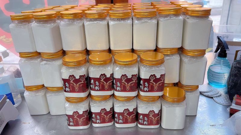 梅花鹿鹿角帽粉鹿托盘鹿场直供一手货源大量批发