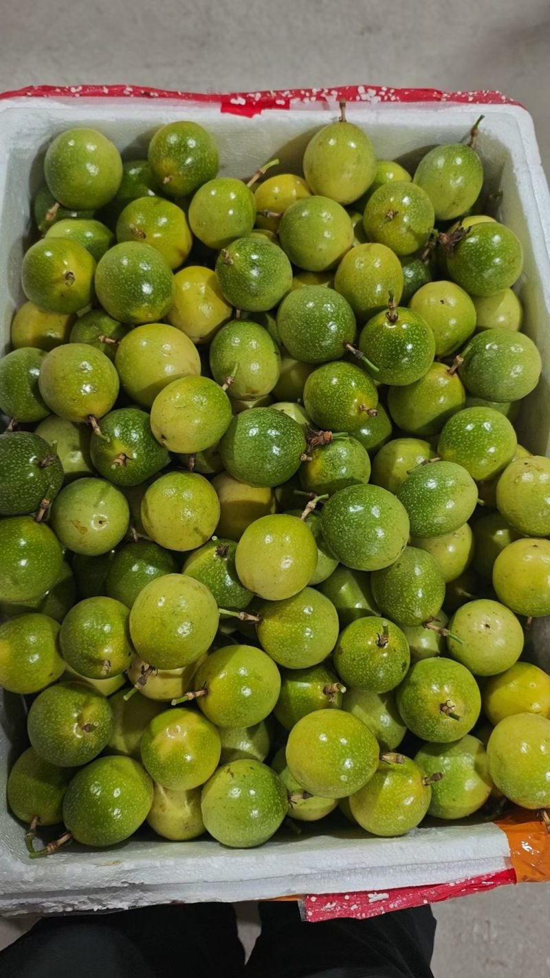 钦蜜九号黄金百香果，纯甜无酸，电商代发，市场直发。