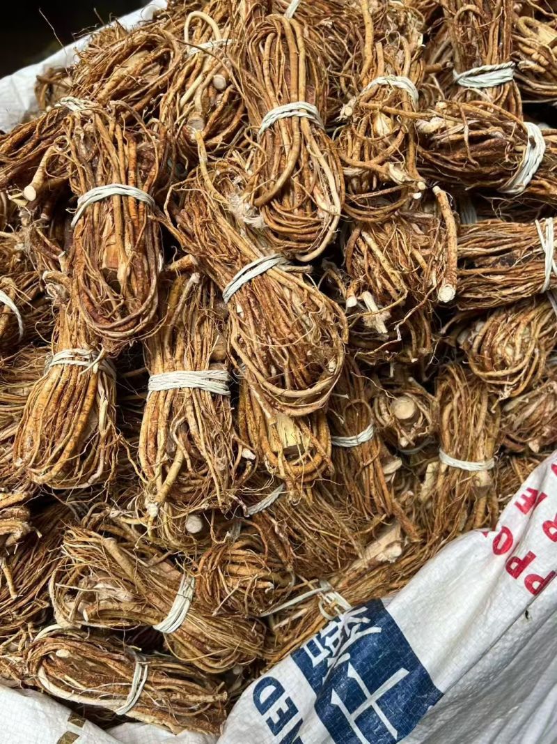 野生五指毛桃香味浓郁，广东煲汤料无硫精选