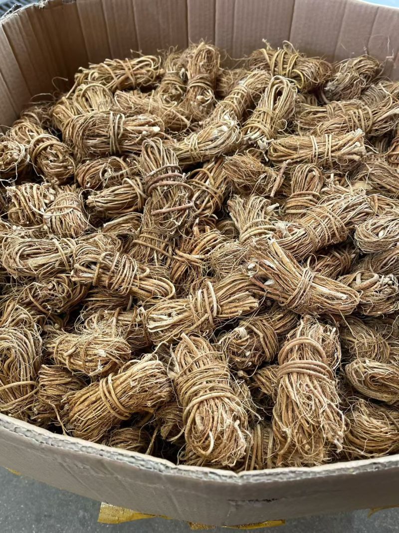 野生五指毛桃香味浓郁，广东煲汤料无硫精选