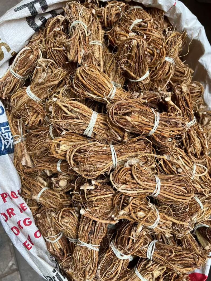 野生五指毛桃香味浓郁，广东煲汤料无硫精选