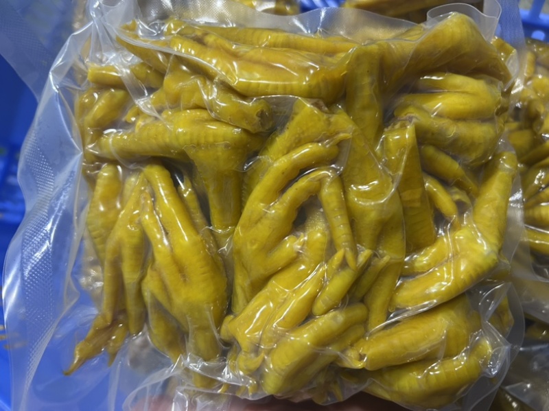 盐焗鸡爪厂家直销品质优可视频看货可发全国商超市场