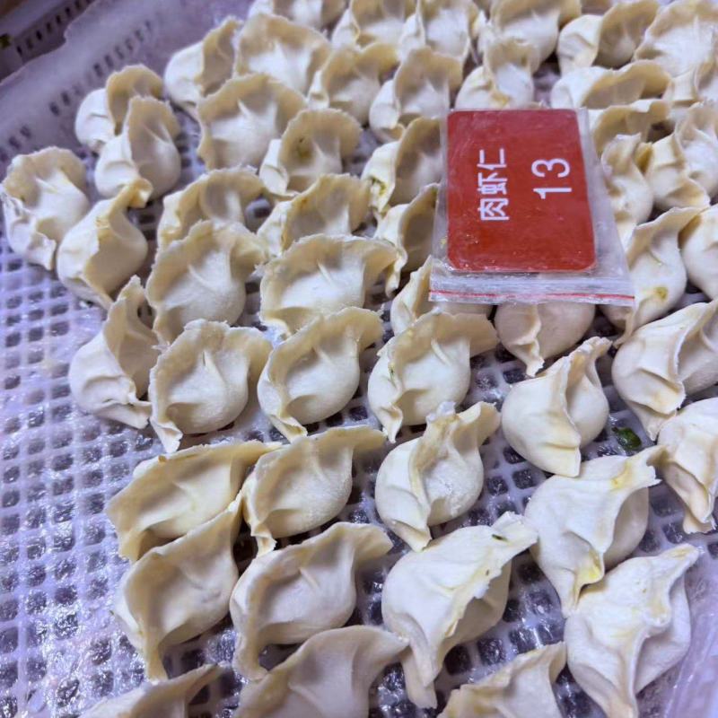 手工水饺，各种馅都有，厂家直发，量大优惠，欢迎合作