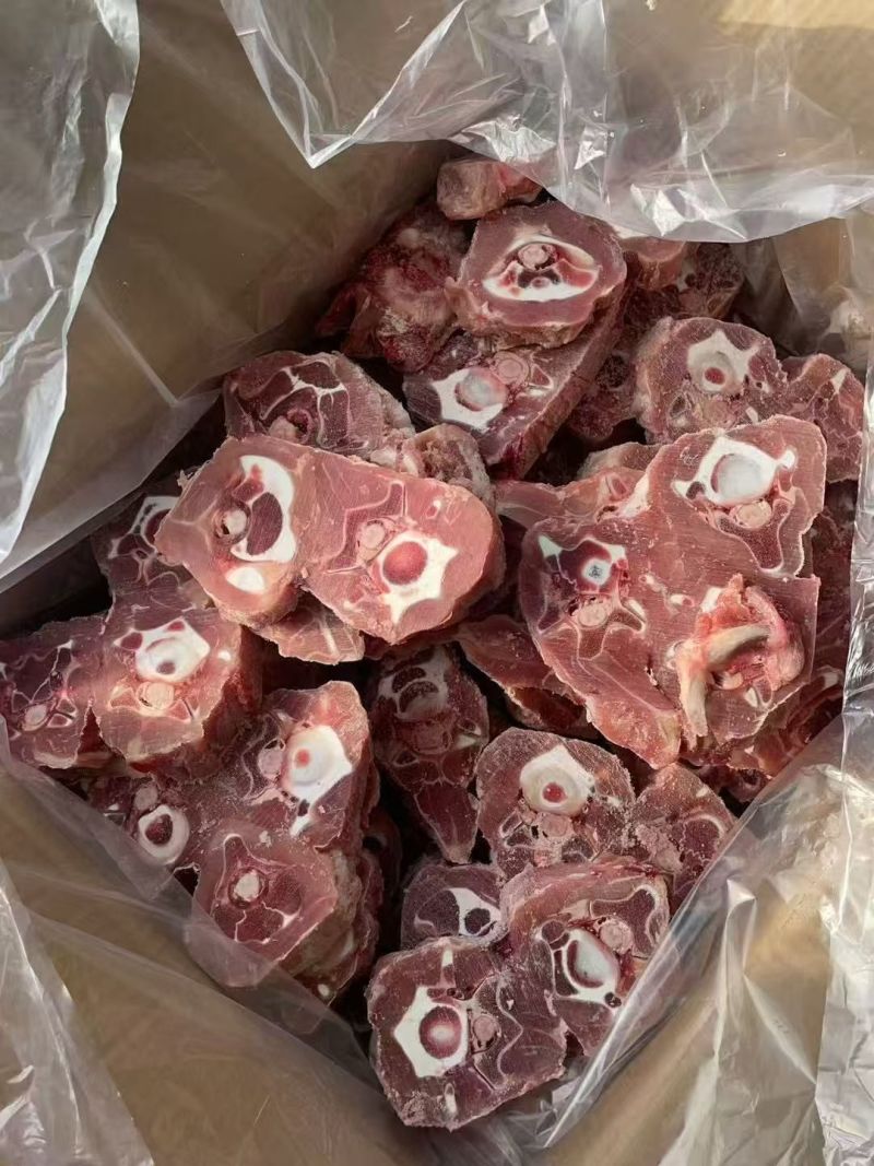 新到满肉乳牛脖骨