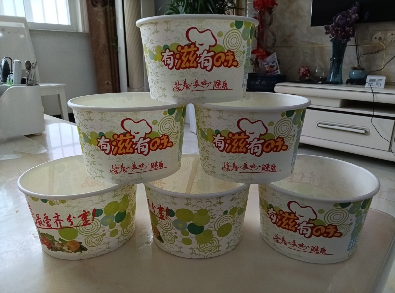 一次性纸碗