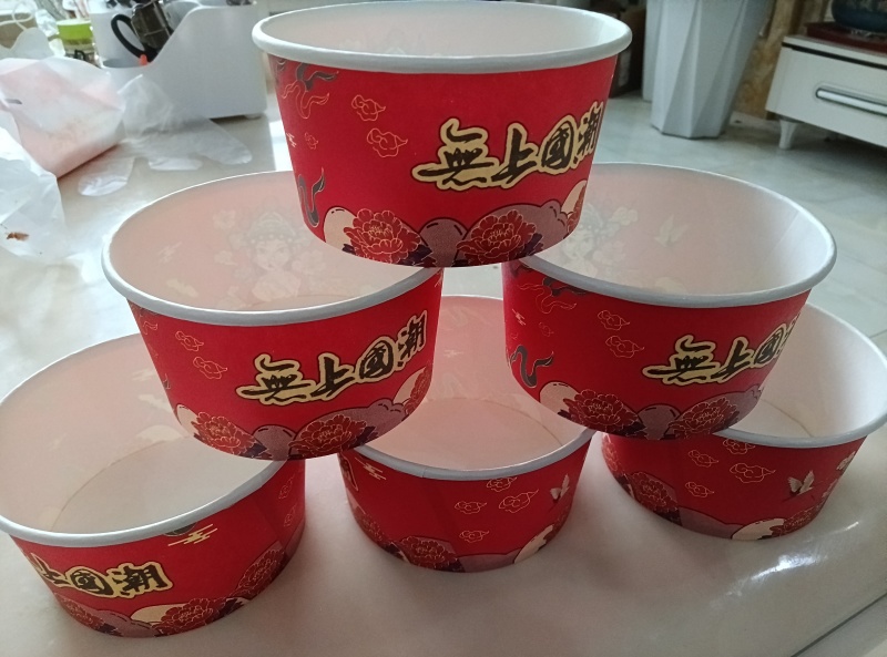 一次性纸碗
