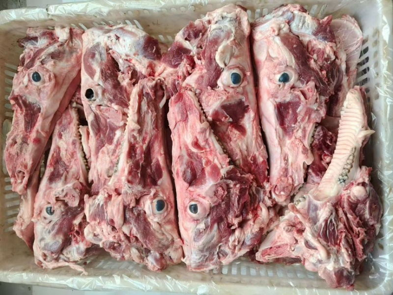 猪头肉，去皮猪头肉，适用于工厂。卤菜店，烧烤店