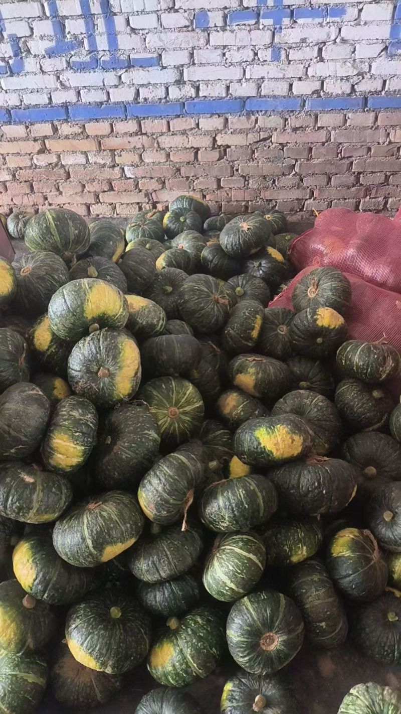 南瓜一斤半以上扁圆形精品板栗南瓜供应各大电商平台