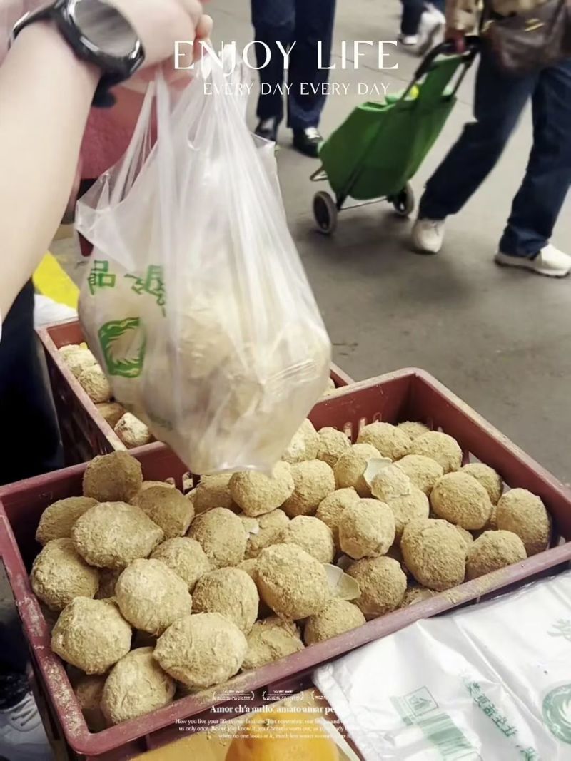 手工溏心鸭皮蛋品质保证QQ弹弹诚信经营欢迎下单品尝