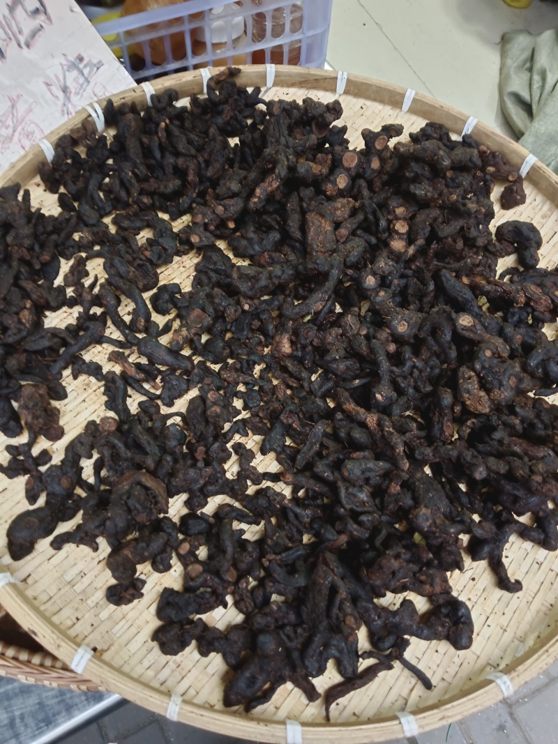 九蒸九晒野生黄精，软糯香甜，有爵劲