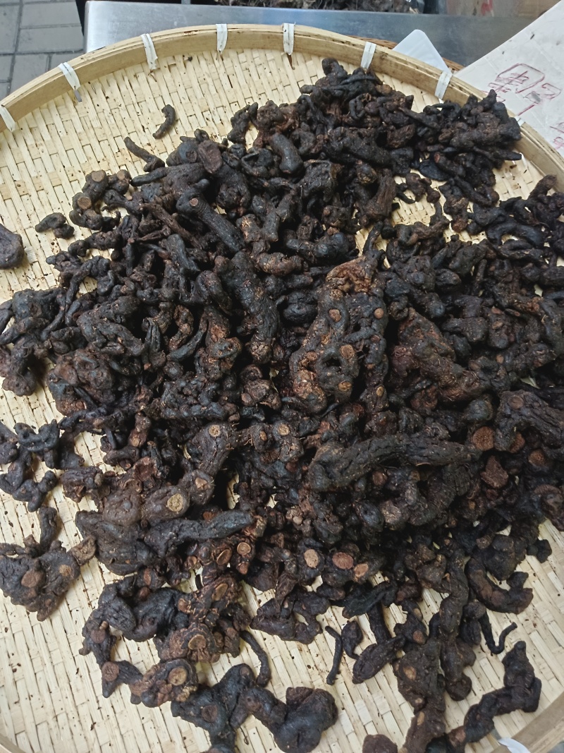 九蒸九晒野生黄精，软糯香甜，有爵劲
