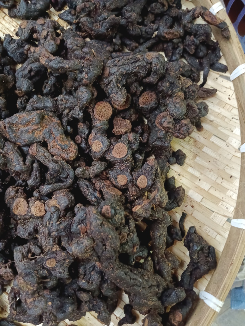 九蒸九晒野生黄精，软糯香甜，有爵劲