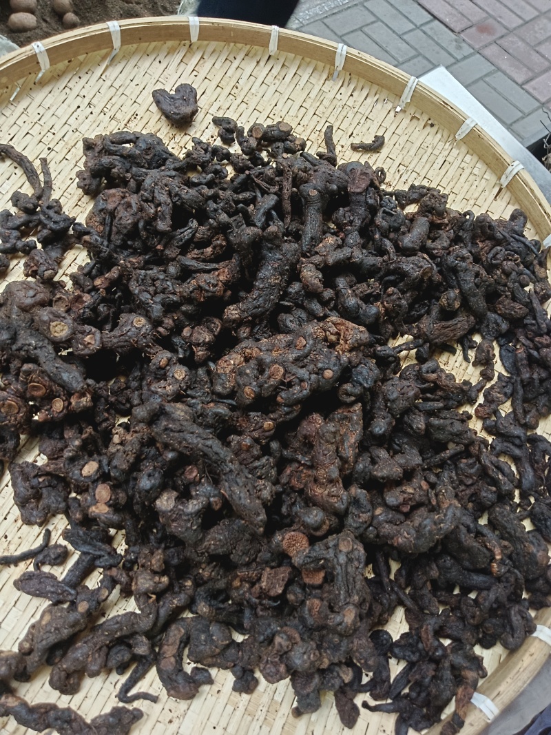 九蒸九晒野生黄精，软糯香甜，有爵劲