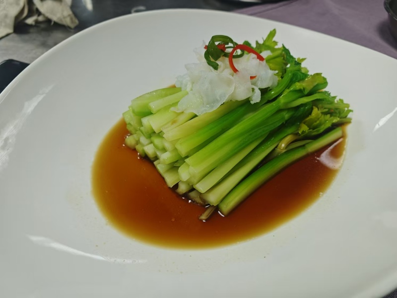 维康清芹芽/水果芹，脆嫩无渣，爽口鲜甜，量大从优。