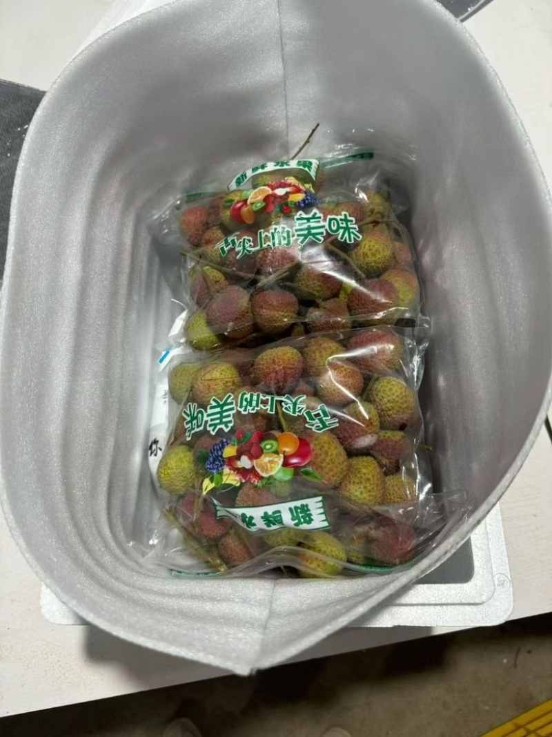 新上市广西荔枝正宗灵山荔枝妃子笑荔枝新鲜荔枝