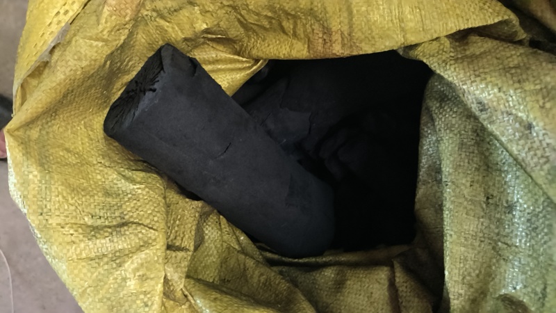 广西桂平本地荔枝木炭，纯荔枝木古法烧制，***无异味，耐