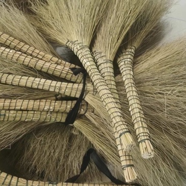扫帚，
