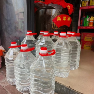 纯粮酿造散装白酒更放心更醇正回味悠长好喝不上头
