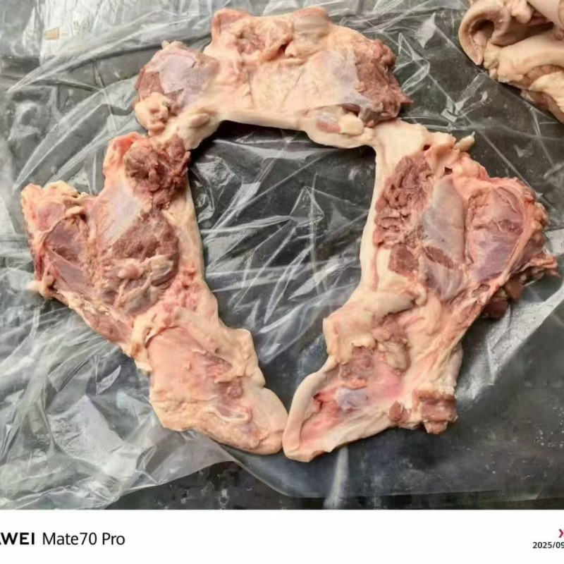 【猪头肉】肥猪半熟圈肉