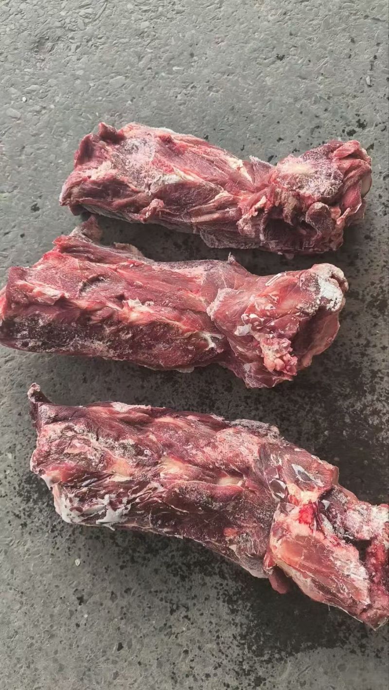 满肉牛脖骨